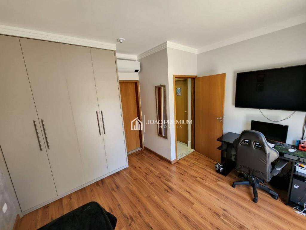 Sobrado à venda com 4 quartos, 285m² - Foto 15