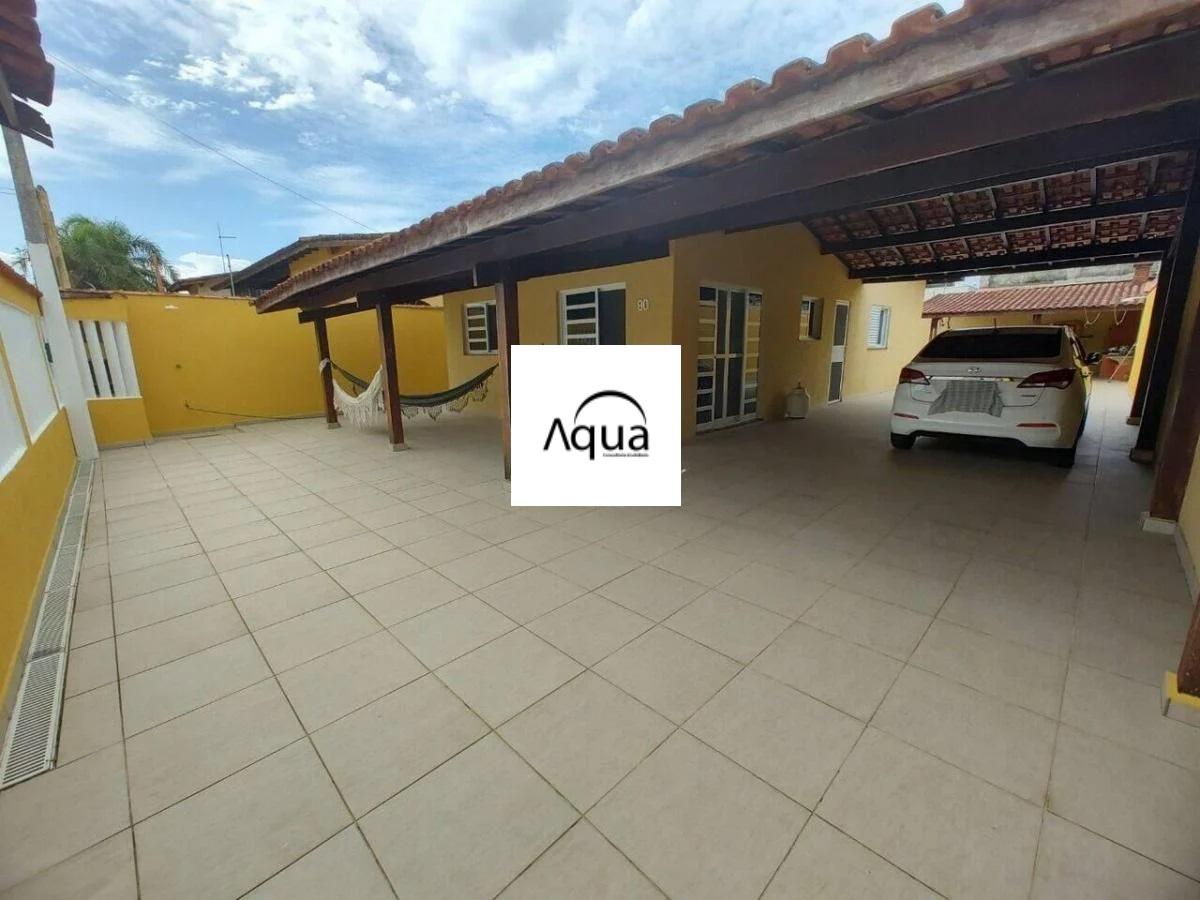 Casa à venda com 2 quartos, 250m² - Foto 1