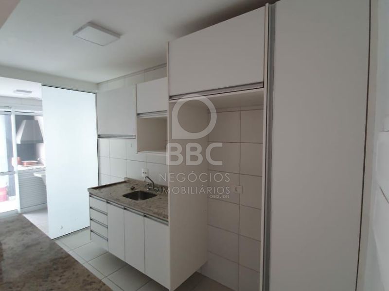 Apartamento para alugar com 2 quartos, 75m² - Foto 6