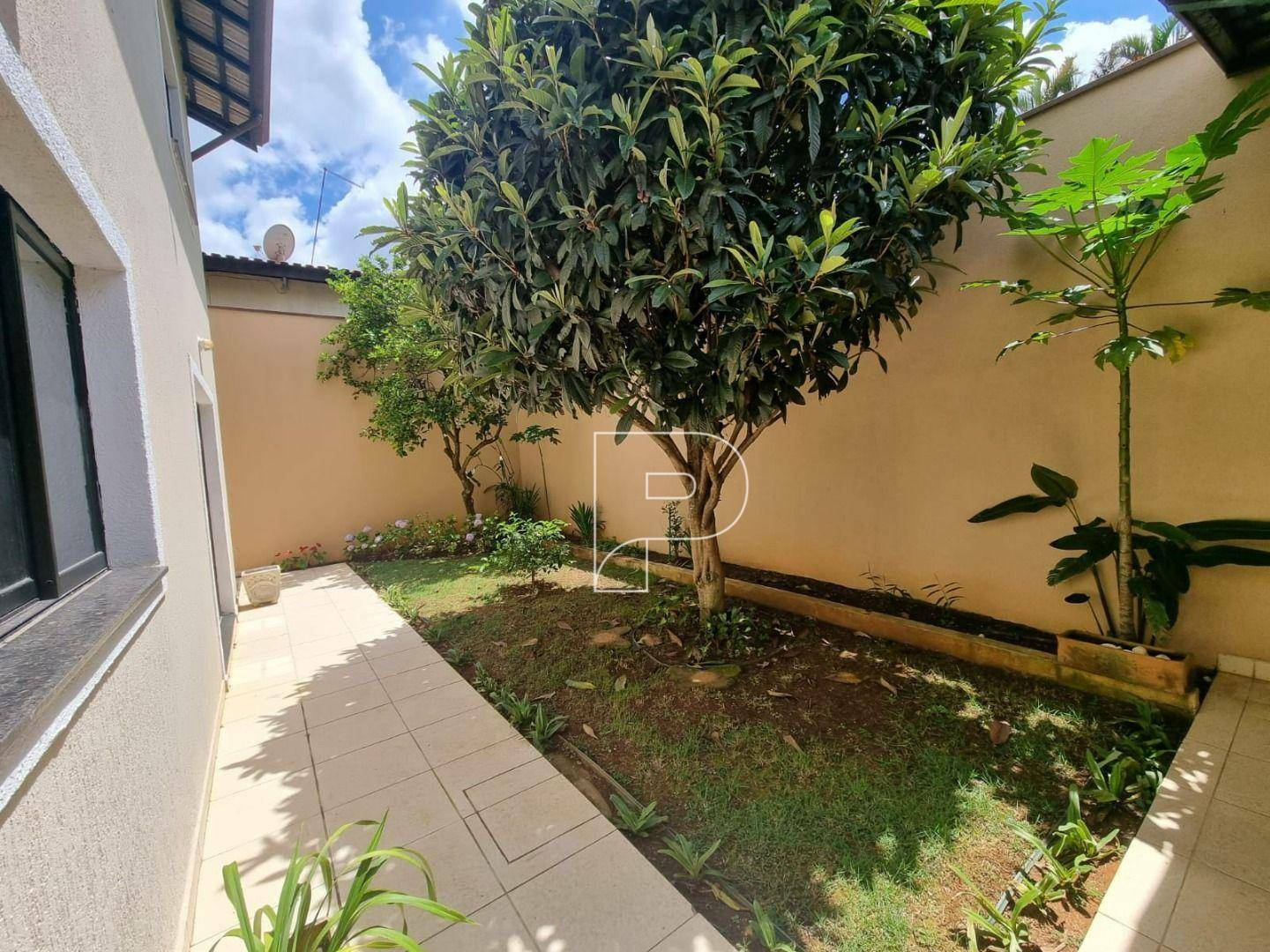 Casa para alugar com 4 quartos, 329m² - Foto 50