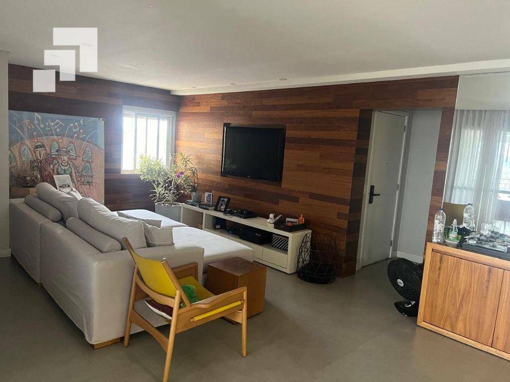 Apartamento à venda com 3 quartos, 142m² - Foto 7