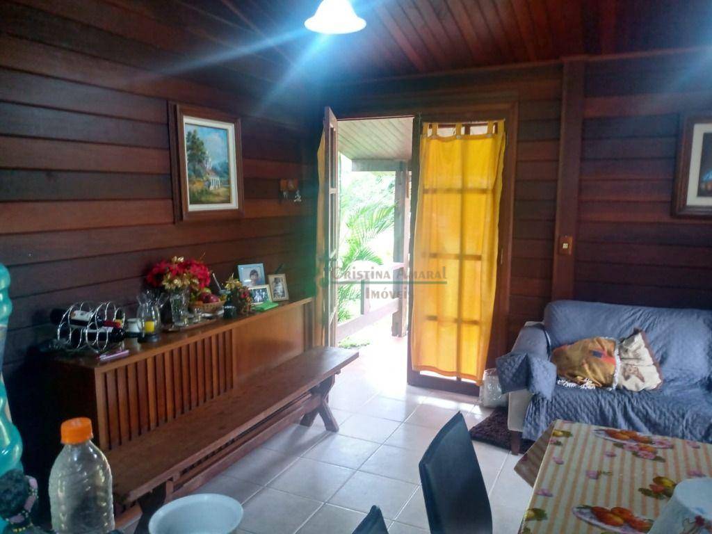 Casa à venda com 5 quartos, 150m² - Foto 17