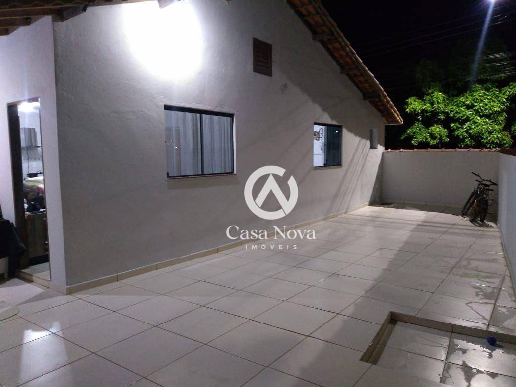 Casa à venda com 2 quartos, 100m² - Foto 2