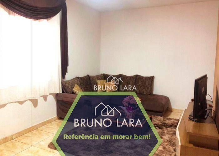 Casa à venda com 4 quartos, 200m² - Foto 1