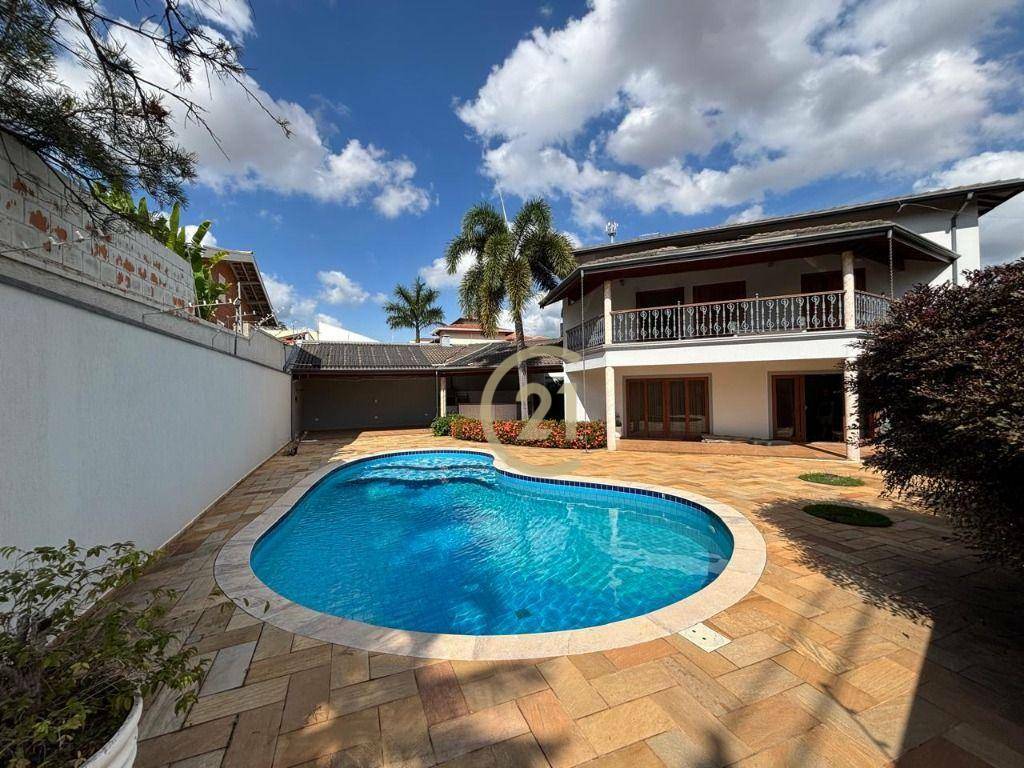 Casa à venda com 3 quartos, 469m² - Foto 2