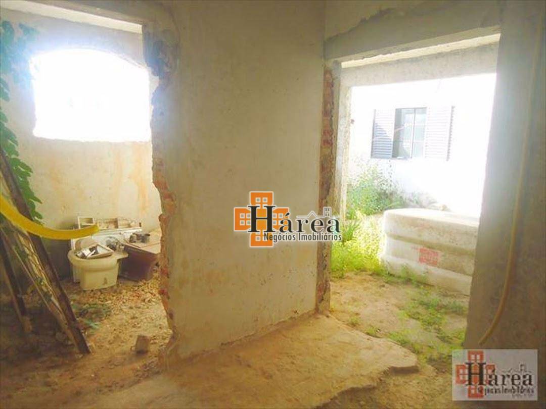 Sobrado à venda com 3 quartos, 300m² - Foto 12