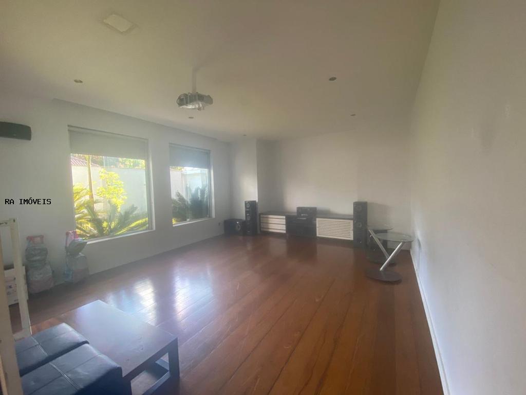 Casa de Condomínio à venda com 4 quartos, 1260m² - Foto 28