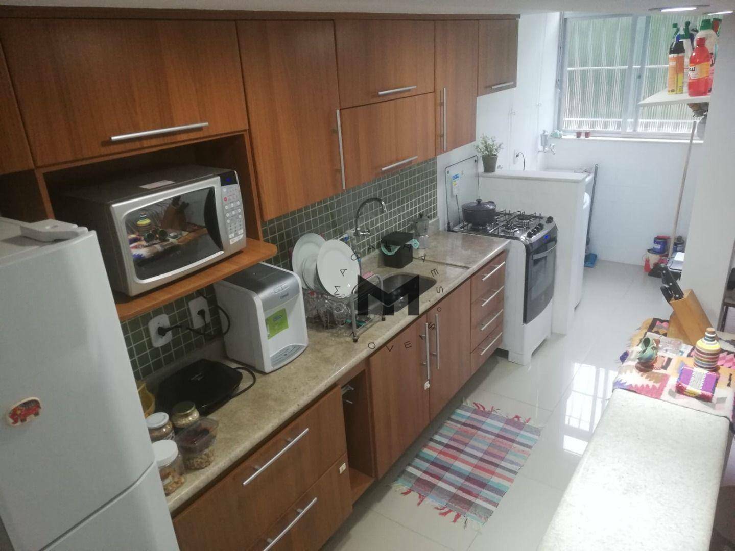 Apartamento à venda com 2 quartos, 72m² - Foto 7