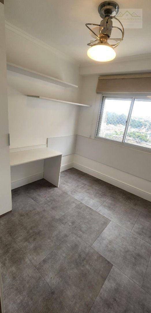 Apartamento para alugar com 3 quartos, 110m² - Foto 12