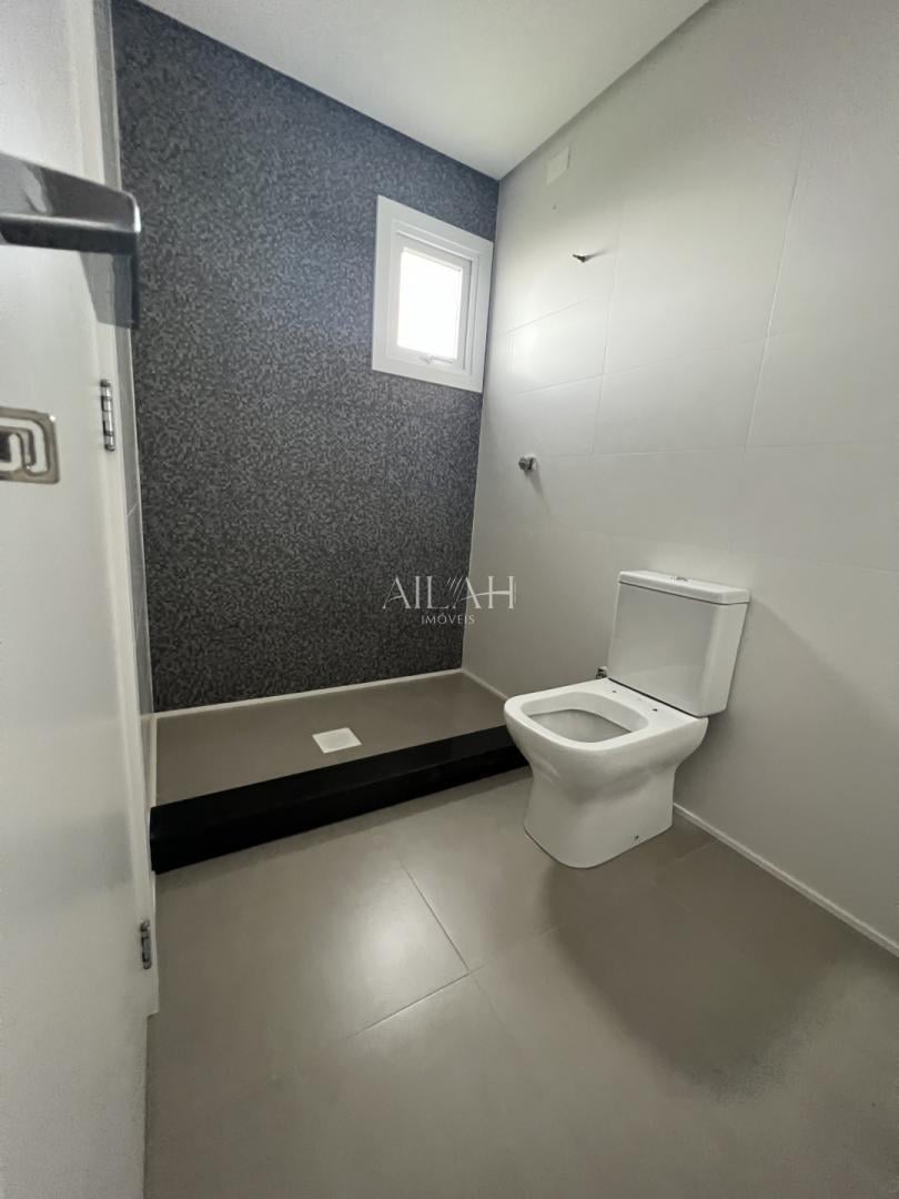 Apartamento à venda com 3 quartos, 223m² - Foto 9