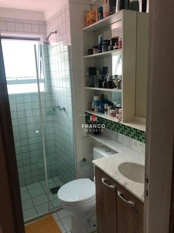 Apartamento à venda com 3 quartos, 70m² - Foto 8