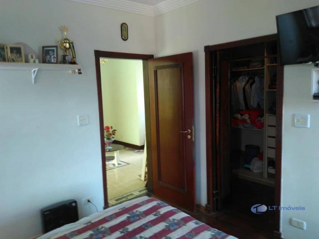 Sobrado à venda com 3 quartos, 330m² - Foto 23