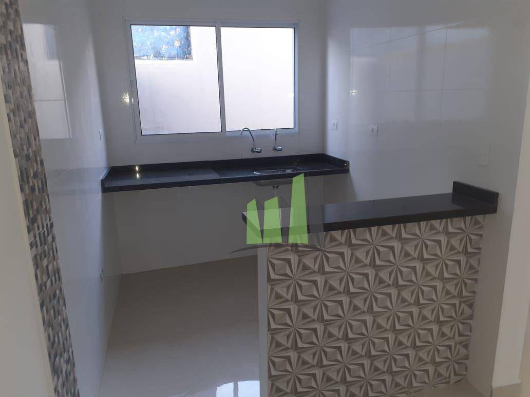 Sobrado à venda com 2 quartos, 64m² - Foto 2