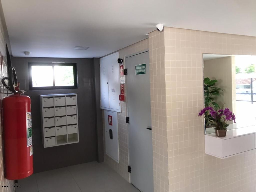 Apartamento para alugar com 3 quartos, 76m² - Foto 2