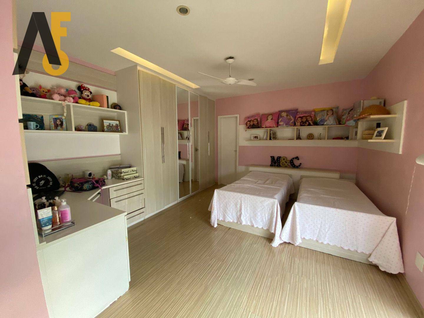 Casa de Condomínio à venda com 4 quartos, 615m² - Foto 26