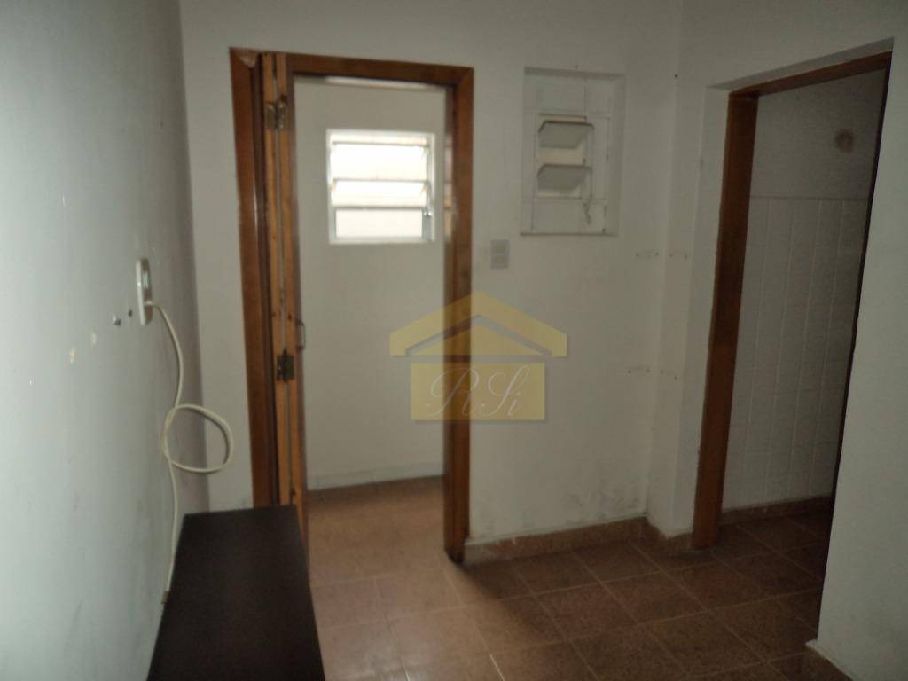 Casa à venda com 3 quartos, 240m² - Foto 5