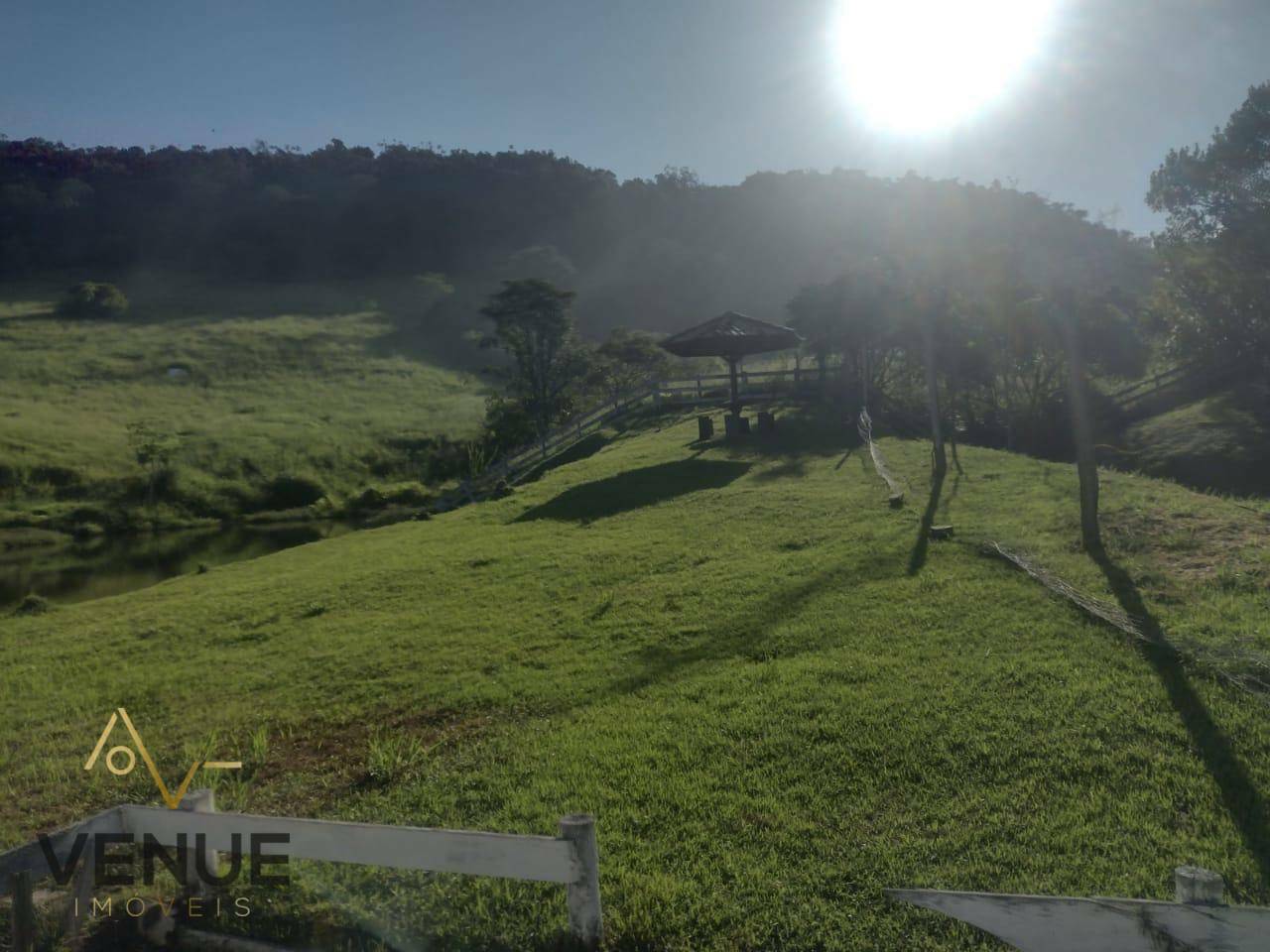 Fazenda à venda com 4 quartos, 200m² - Foto 7