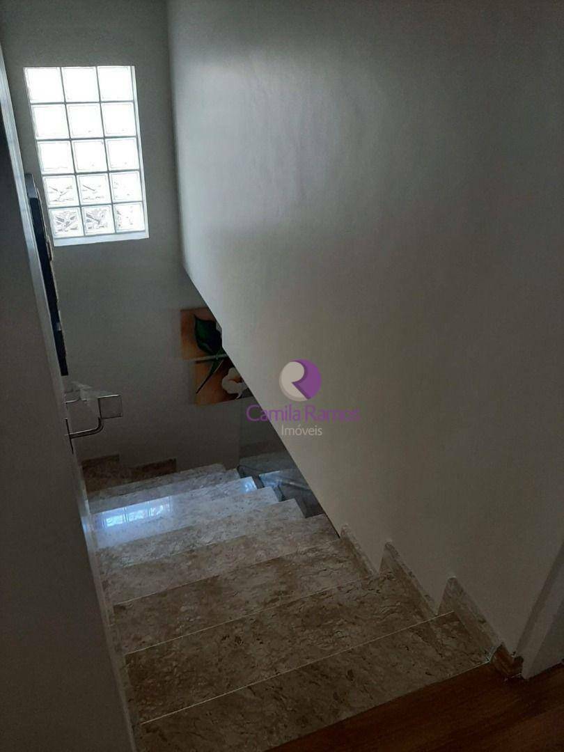 Sobrado à venda e aluguel com 3 quartos, 200m² - Foto 56