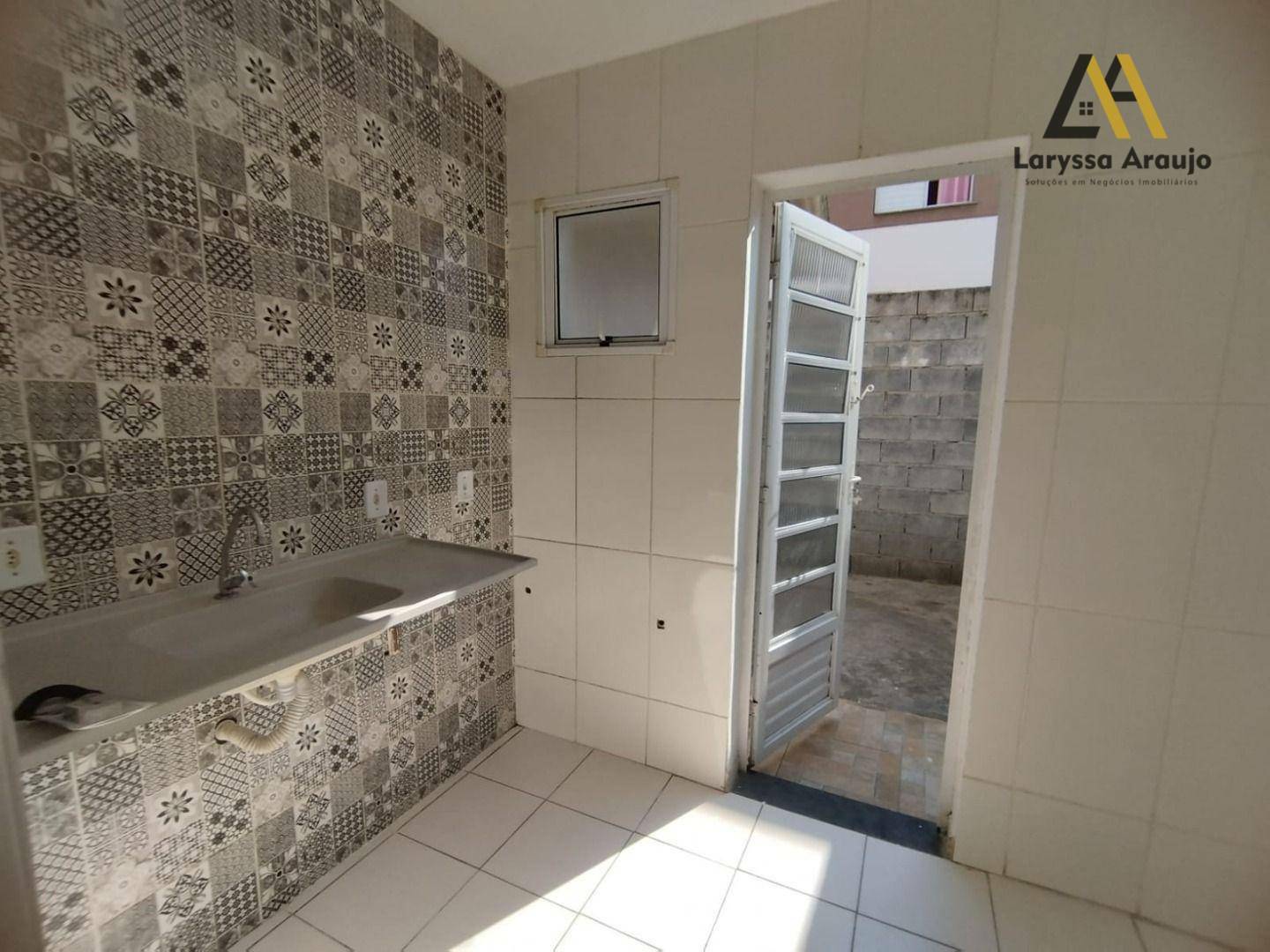 Sobrado à venda com 2 quartos, 50m² - Foto 15