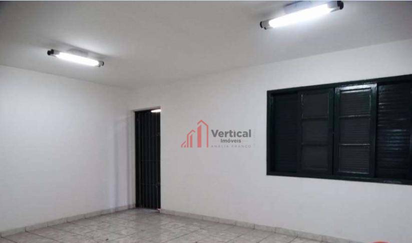 Sobrado para alugar com 2 quartos, 240m² - Foto 1