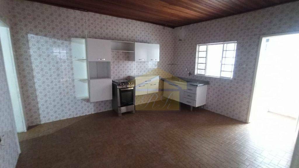 Casa à venda com 2 quartos, 133m² - Foto 1