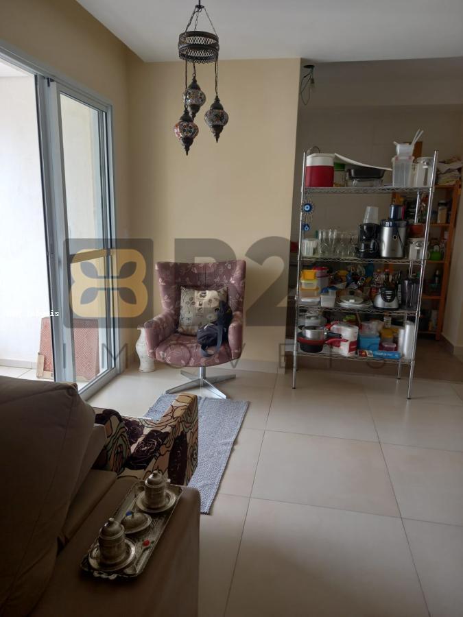 Apartamento à venda com 2 quartos, 64m² - Foto 6