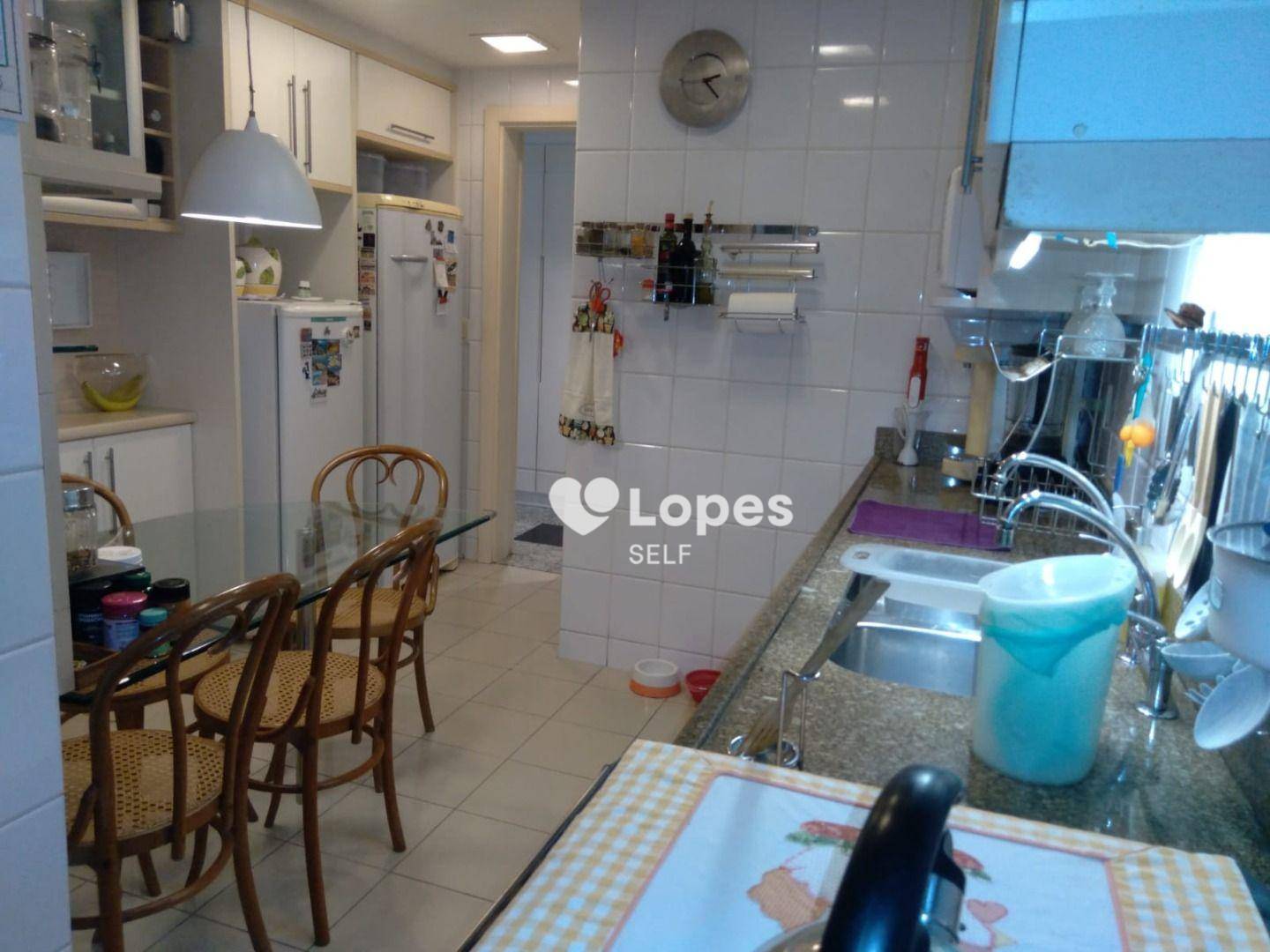 Apartamento à venda com 4 quartos, 147m² - Foto 11