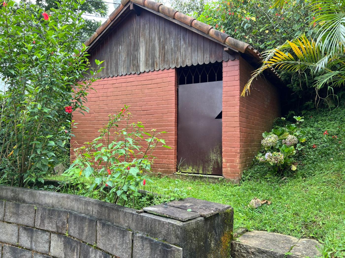 Casa à venda com 5 quartos, 1100m² - Foto 10