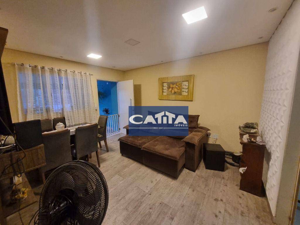 Casa à venda com 2 quartos, 110m² - Foto 1