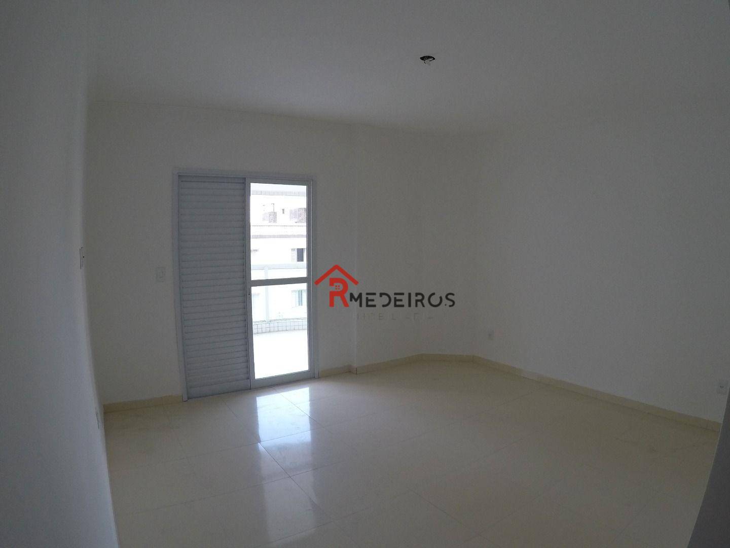 Apartamento à venda com 3 quartos, 162m² - Foto 11