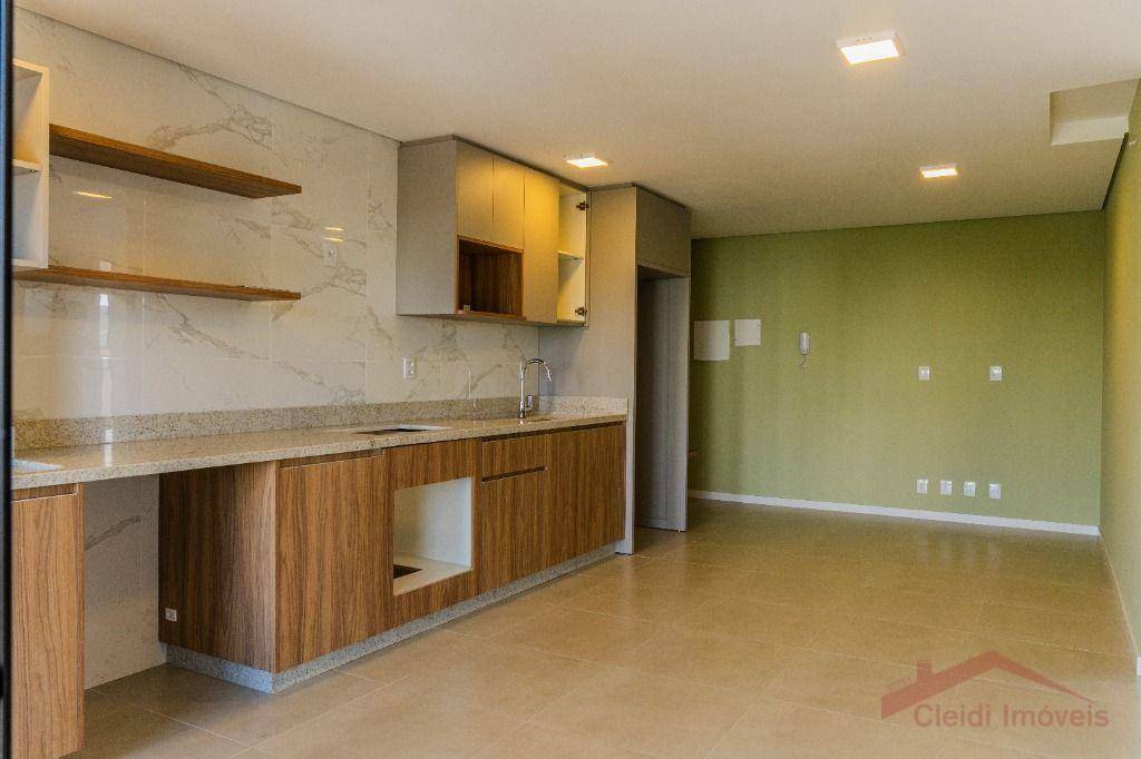 Apartamento, 3 quartos, 74 m² - Foto 2