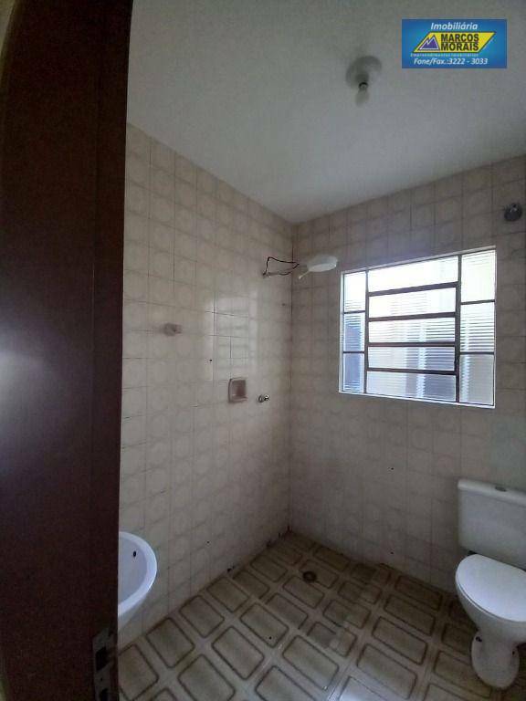 Casa à venda com 2 quartos, 175m² - Foto 10