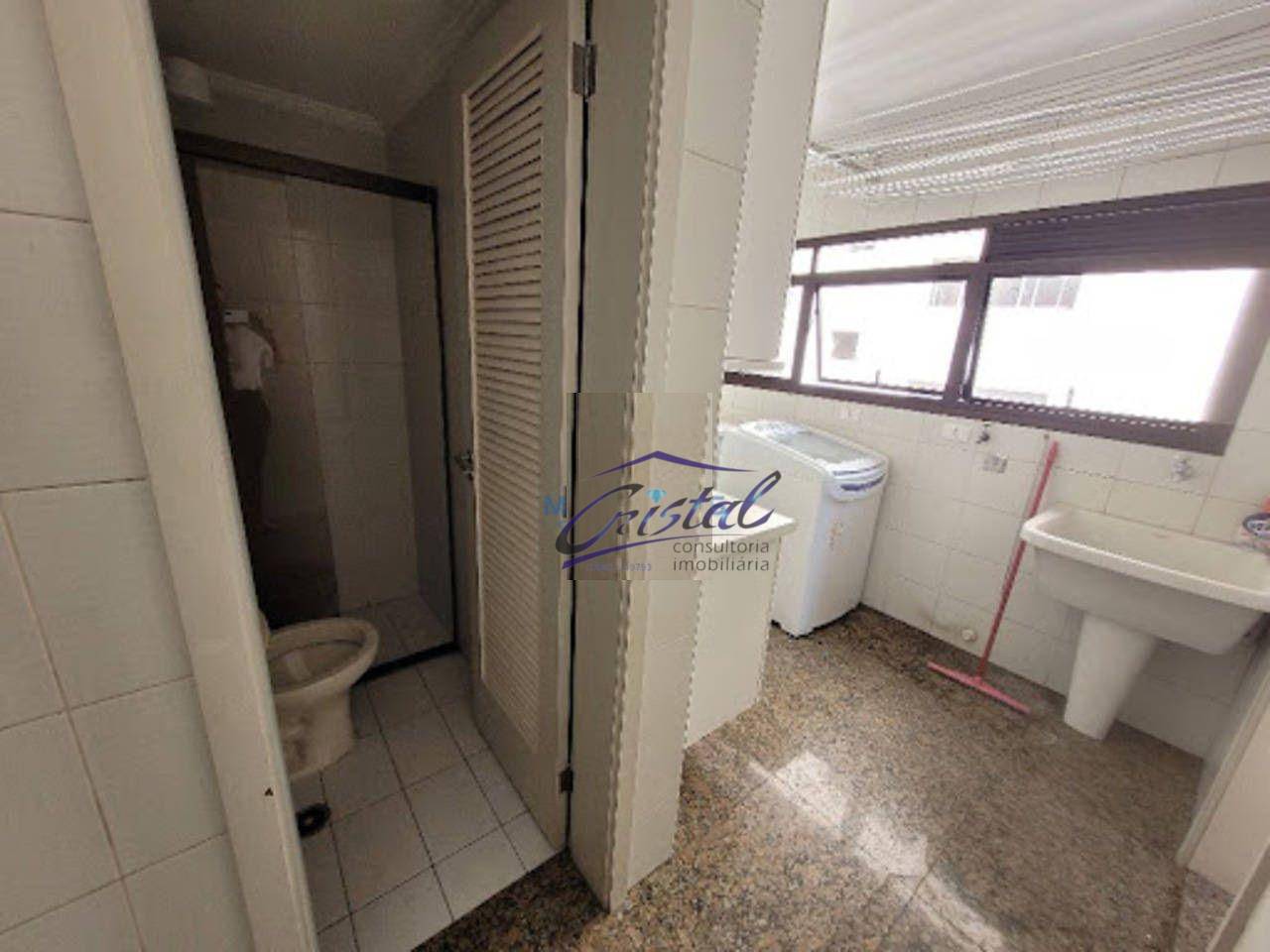 Apartamento à venda e aluguel com 4 quartos, 240m² - Foto 4