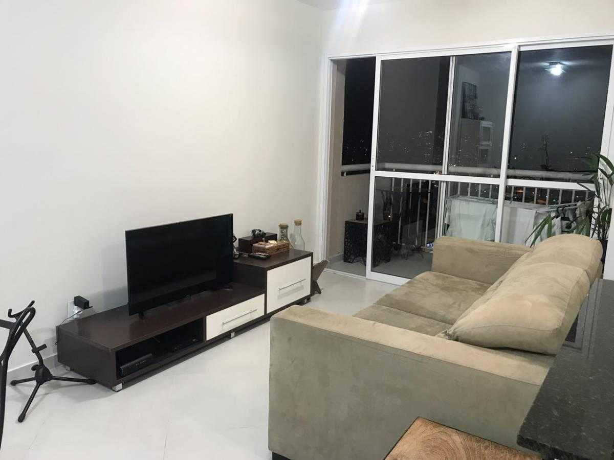 Apartamento à venda com 2 quartos, 65m² - Foto 1