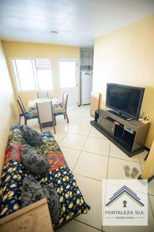 Casa de Condomínio à venda com 3 quartos, 100m² - Foto 4