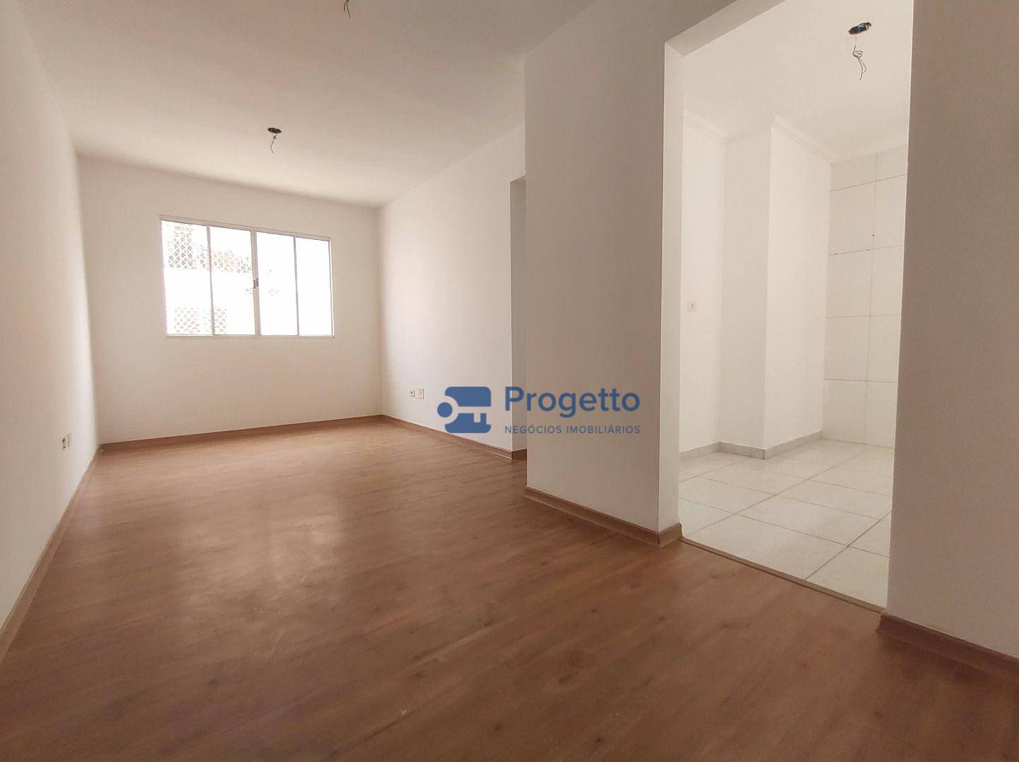 Apartamento à venda com 3 quartos, 55m² - Foto 2