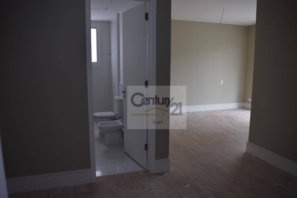 Apartamento à venda com 4 quartos, 260m² - Foto 10