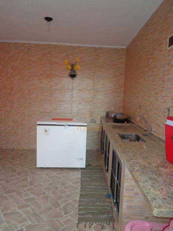 Casa à venda com 3 quartos, 150m² - Foto 14