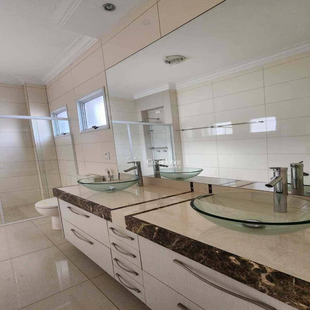 Casa de Condomínio à venda com 5 quartos, 273m² - Foto 25