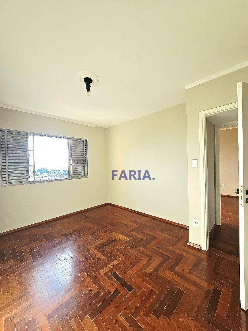 Apartamento à venda com 5 quartos, 211m² - Foto 14