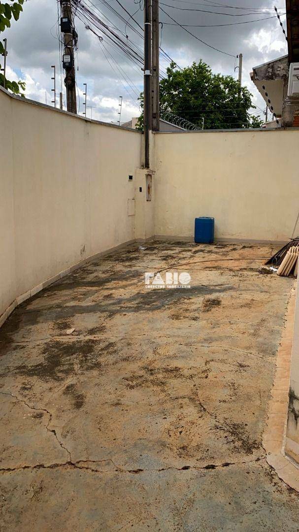 Casa à venda com 3 quartos, 100m² - Foto 32