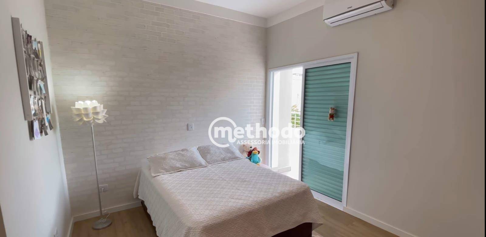 Casa de Condomínio à venda com 3 quartos, 236m² - Foto 30