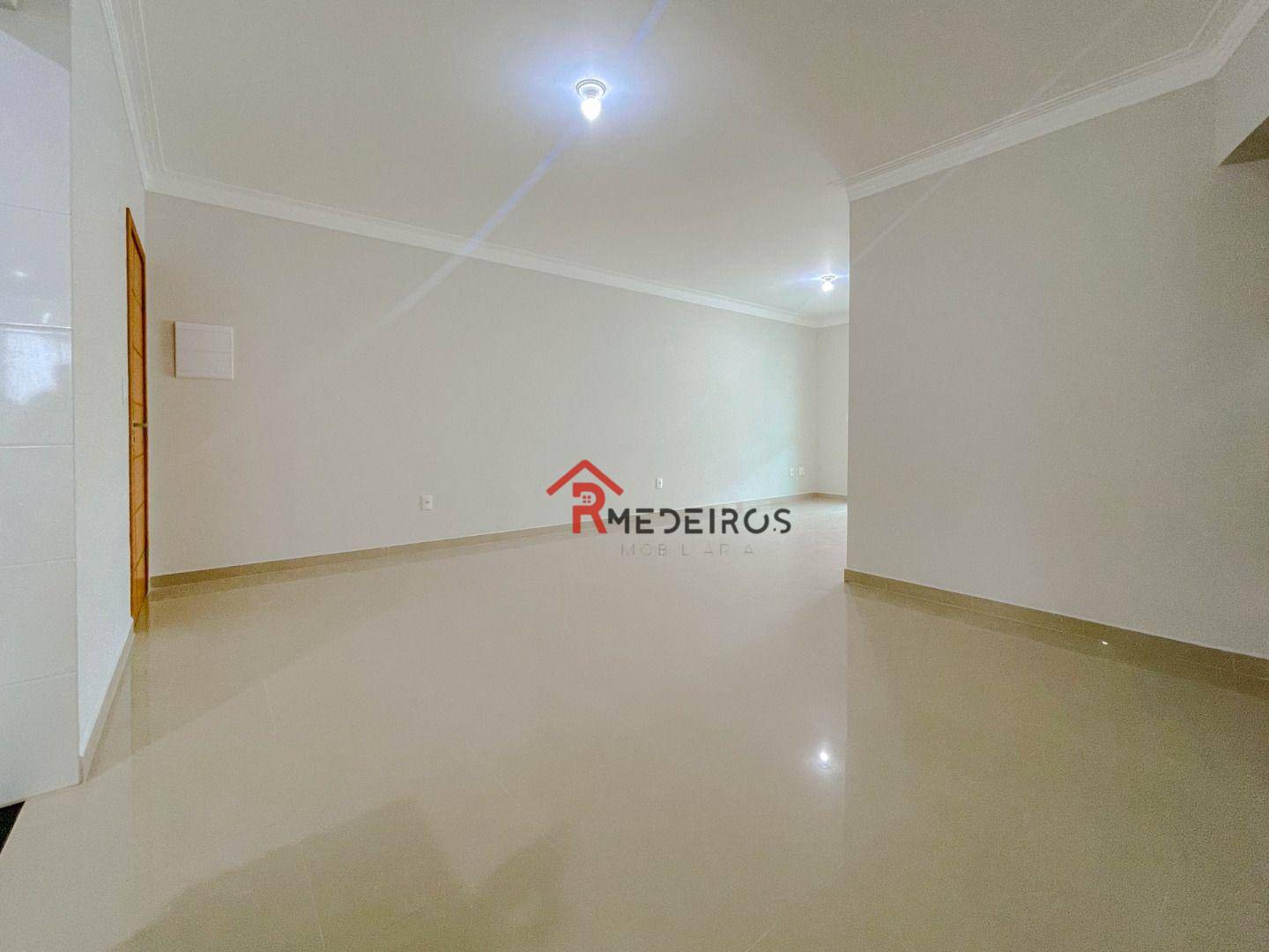 Apartamento à venda com 3 quartos, 114m² - Foto 3