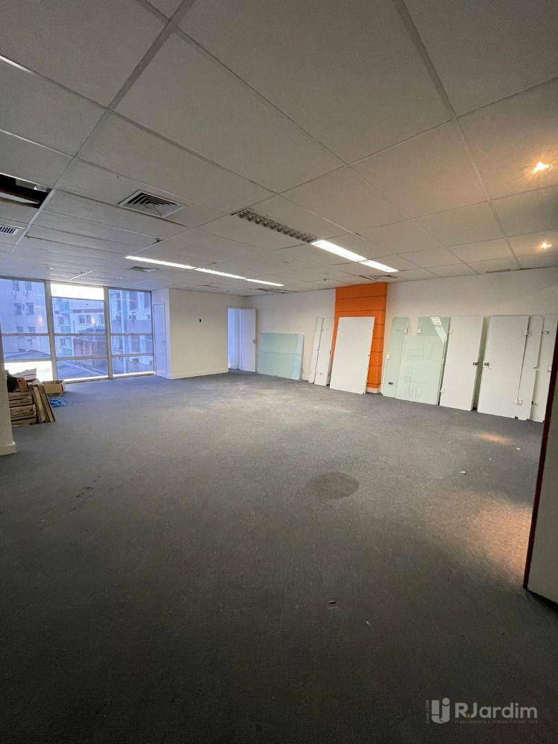 Prédio Inteiro para alugar, 300m² - Foto 15