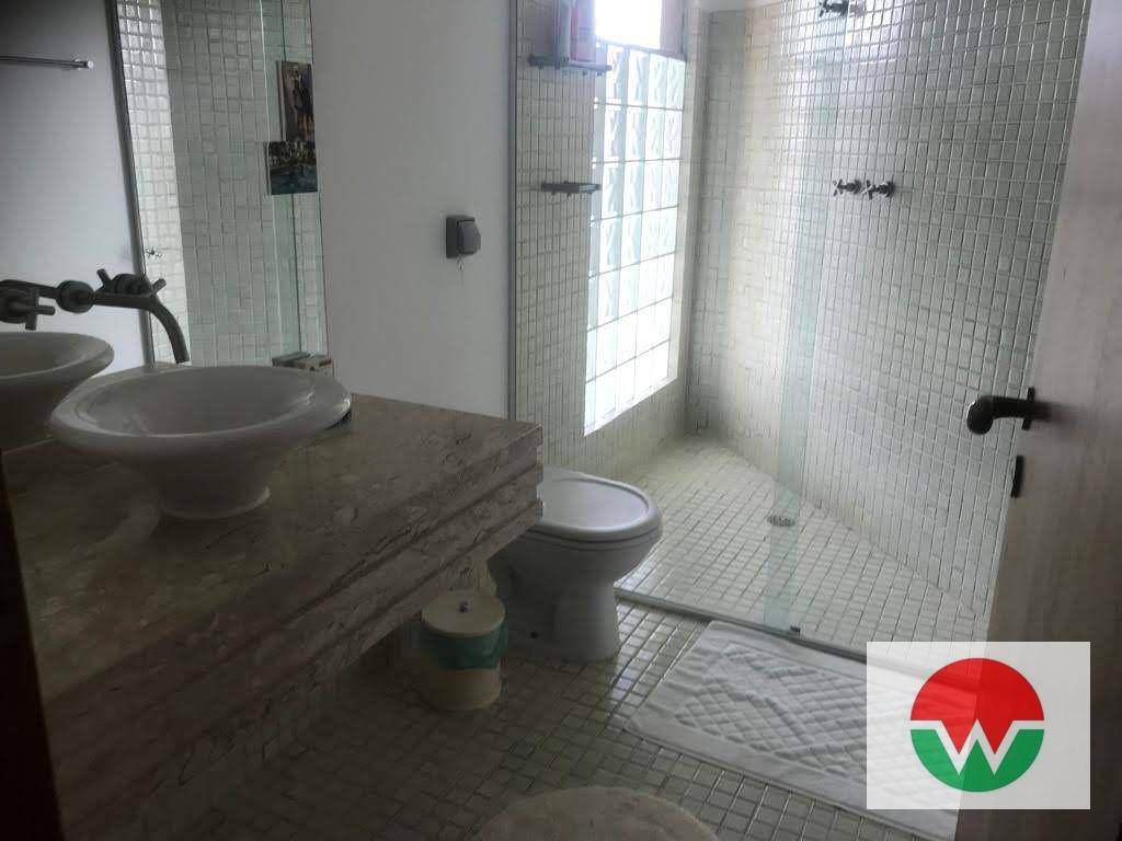 Casa de Condomínio à venda e aluguel com 6 quartos, 800m² - Foto 32