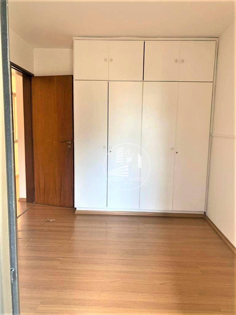 Apartamento à venda com 3 quartos, 119m² - Foto 19