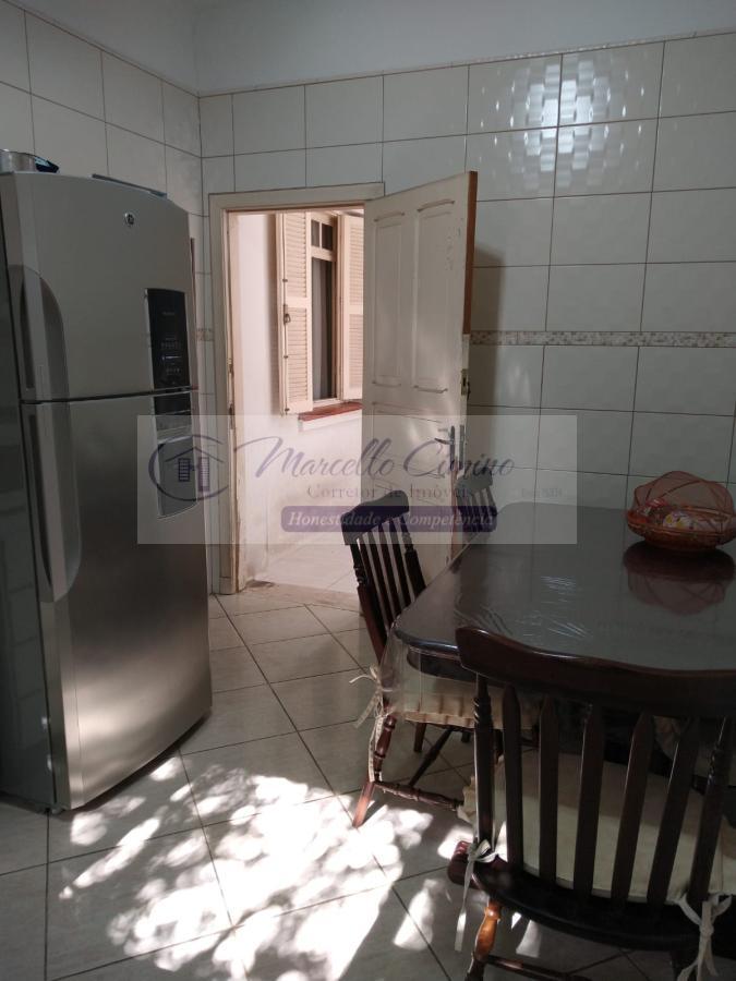 Casa à venda com 3 quartos, 300m² - Foto 13