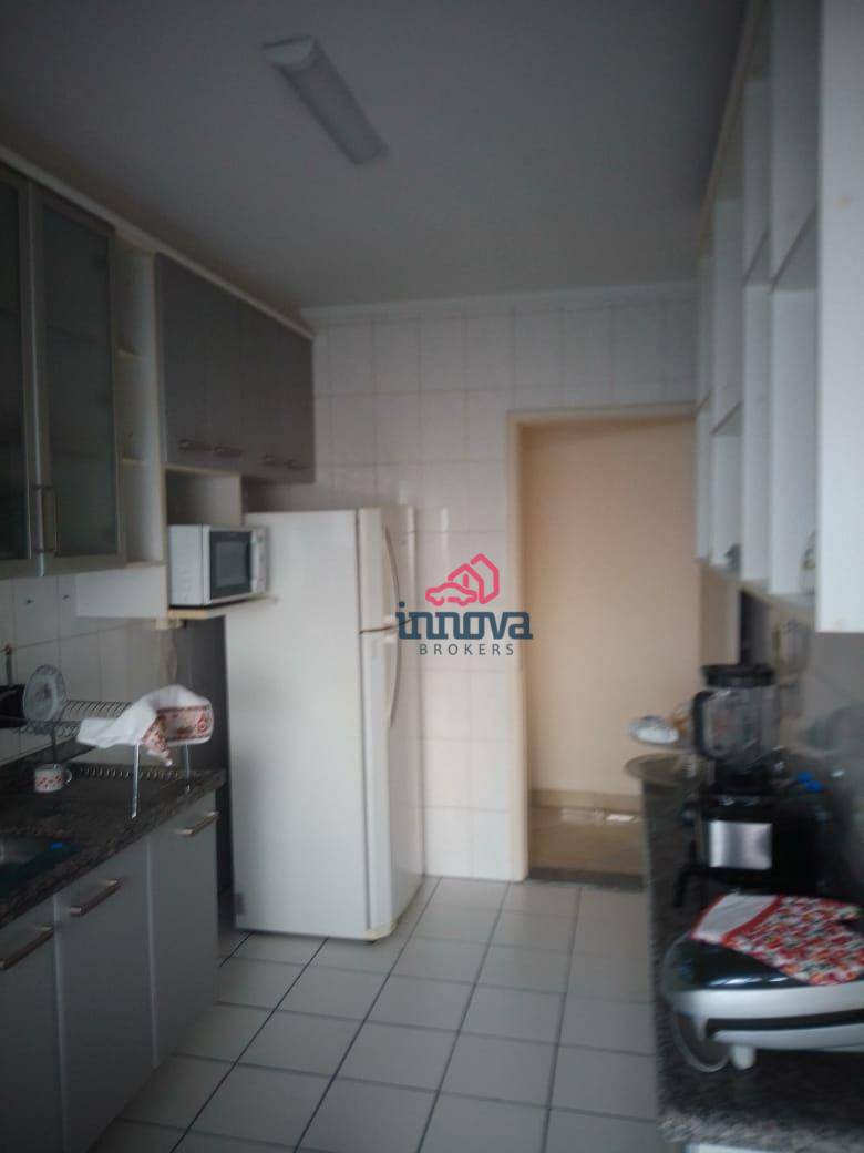 Apartamento à venda com 3 quartos, 88m² - Foto 4