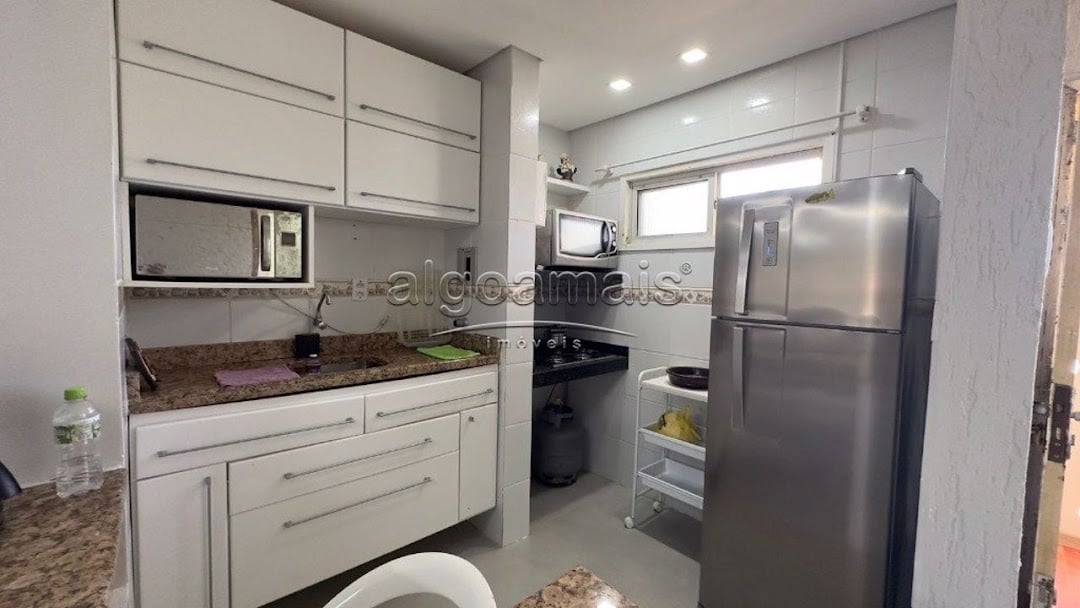 Apartamento à venda com 2 quartos, 70m² - Foto 6