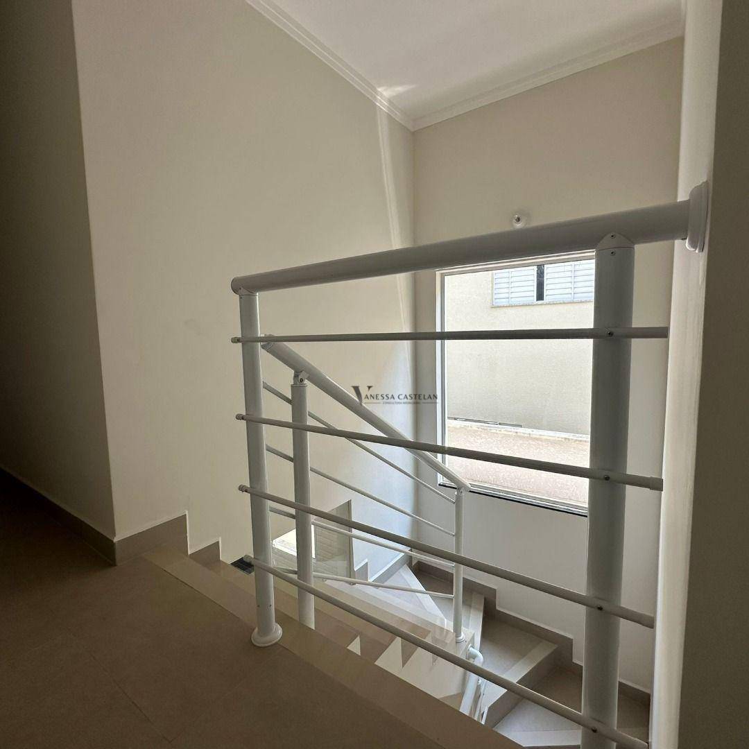 Casa à venda com 4 quartos, 133m² - Foto 10